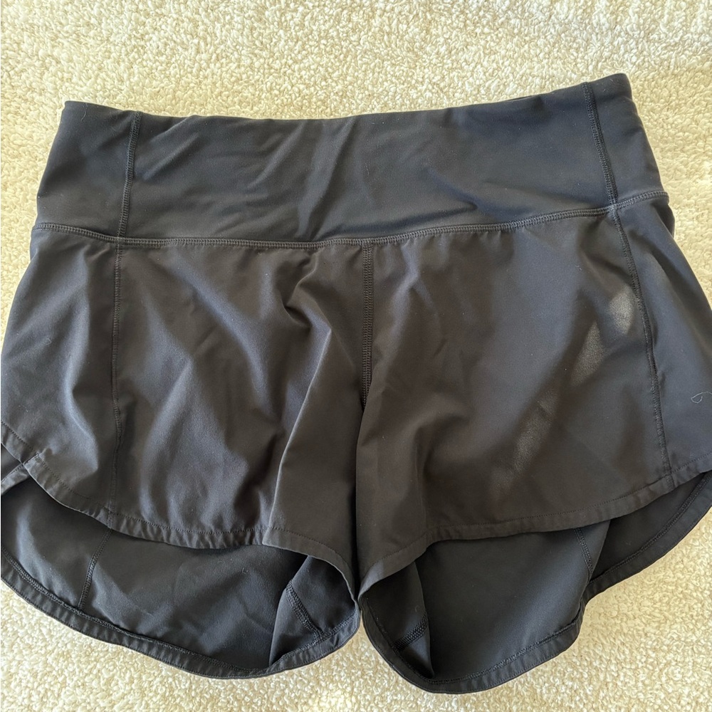 lululemon black mid rise speed up shorts 4”
